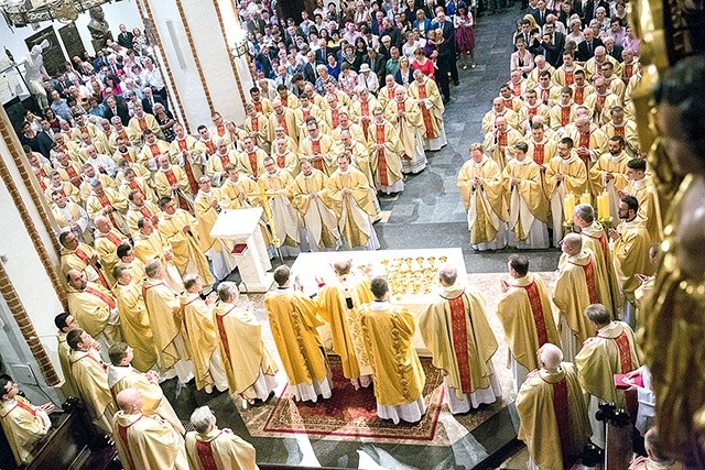 Wśród 17 nowych kapłanów tylko pięciu pochodzi ze stolicy.