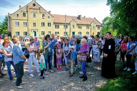 „Droga Miłosierdzia”  ma uświadomić wiernym, że dzieje zawarte w Ewangelii  to historia,  która wciąż trwa.