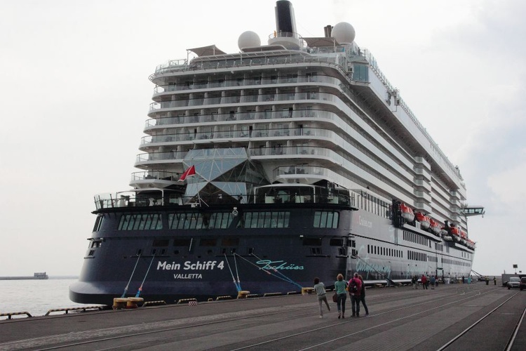 "Mein Schiff 4" w Gdyni