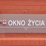 Okno życia w Żarach