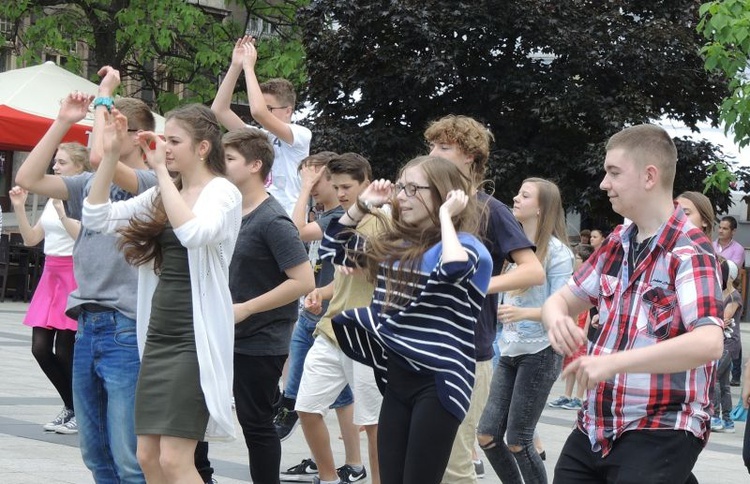 Flash mob na Dzień Dziecka w Bielsku-Białej