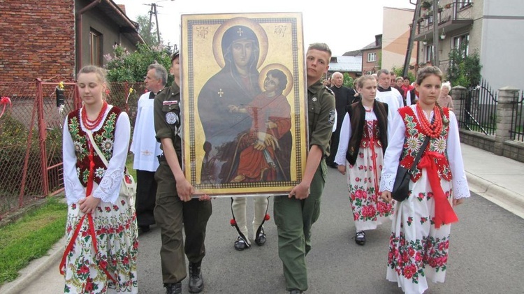 Peregrynacja symboli ŚDM w Czarnym Dunajcu - cz.1