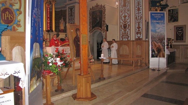 Peregrynacja symboli ŚDM w Czarnym Dunajcu - cz.1