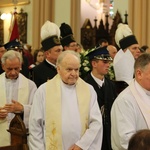 Ostatnie pożegnanie śp. ks. inf. Stanisława Dadaka w Wilamowicach