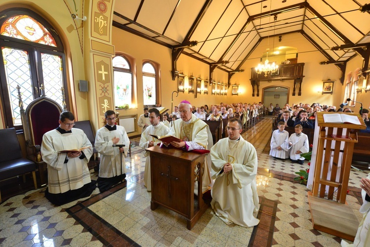 Poświęcenie ołtarza - Kraszowice