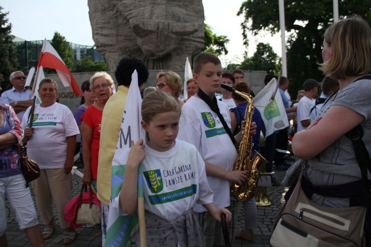 Festiwalowa manifestacja przeciw powiększeniu Opola kosztem gmin