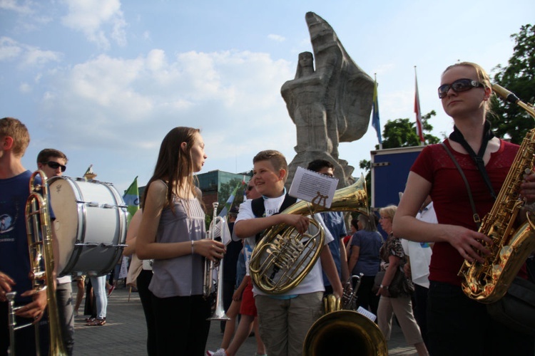 Festiwalowa manifestacja przeciw powiększeniu Opola kosztem gmin