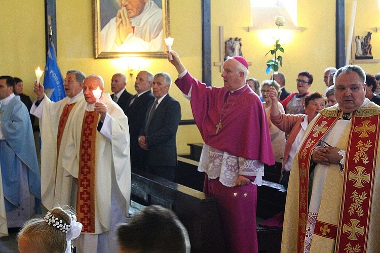 Boguszów-Gorce. Zesłania Ducha Świętego