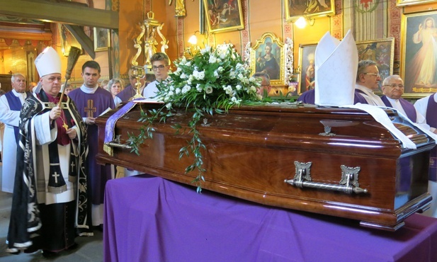 Pogrzeb ks. Dadaka