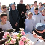 Poświęcenie placu pod budowę kościoła w Skierniewicach