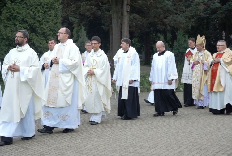 Poświęcenie Drogi Światła w Cygańskim Lesie