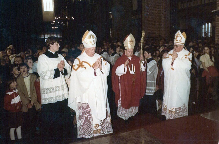 Sakra bp. Piotra Krupy