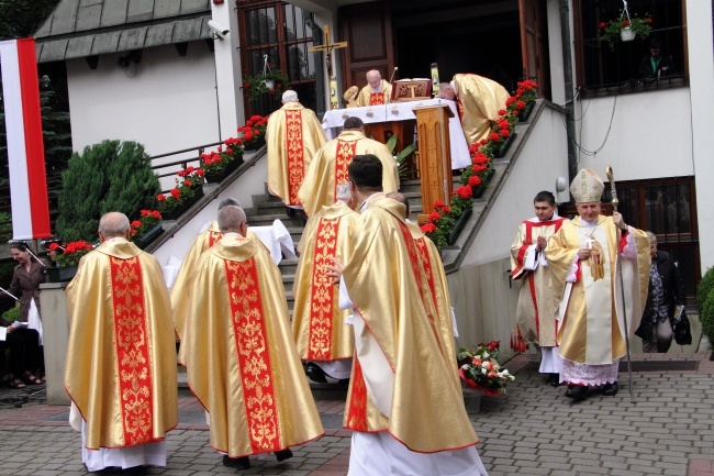 Talerz Miłosierdzia z Gwiazdami 