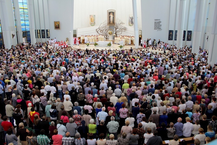 Jubileuszowa pielgrzymka archidiecezji lubelskiej do Łagiewnik