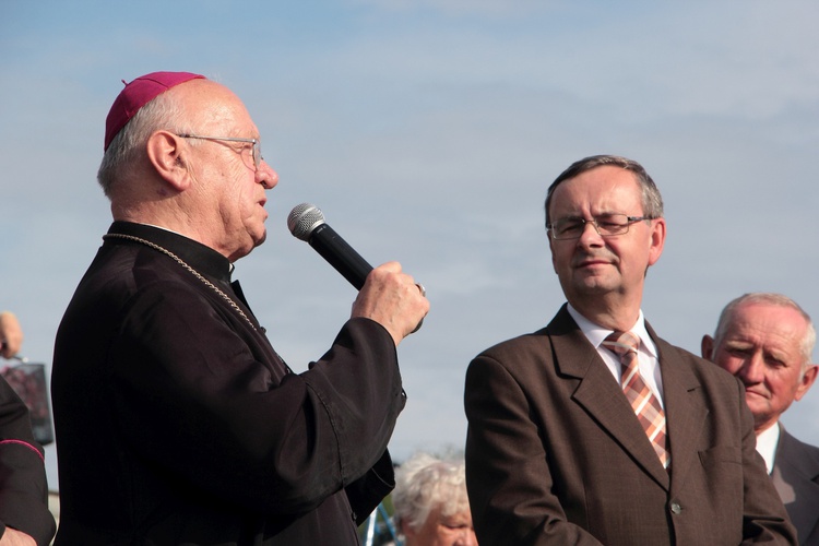 Odsłonięcie pamiątkowej tablicy