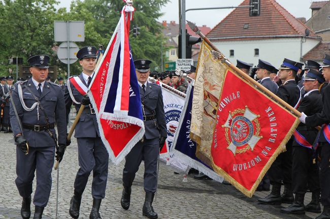 Poświęcenie sztandaru aresztu w Międzyrzeczu