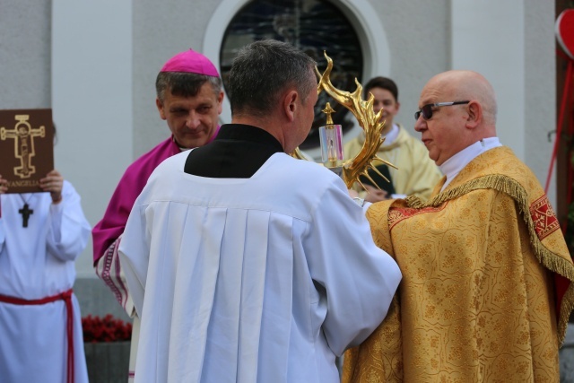 Znaki Bożego Miłosierdzia w bielskiej parafii Trójcy Przenajświętszej 