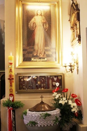 Znaki Bożego Miłosierdzia w bielskiej parafii Trójcy Przenajświętszej 