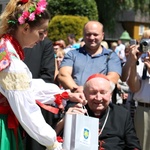 Poświęcenie pomnika św. abp. Bilczewskiego w Wilamowicach