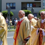 Poświęcenie pomnika św. abp. Bilczewskiego w Wilamowicach