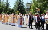 Poświęcenie pomnika św. abp. Bilczewskiego w Wilamowicach