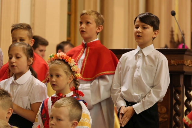 Poświęcenie pomnika św. abp. Bilczewskiego w Wilamowicach