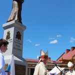 Poświęcenie pomnika św. abp. Bilczewskiego w Wilamowicach