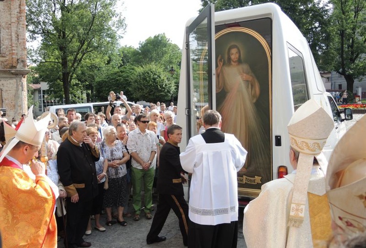 Pożegnanie Znaków Miłosierdzia w katedrze św. Mikołaja w Bielsku-Białej