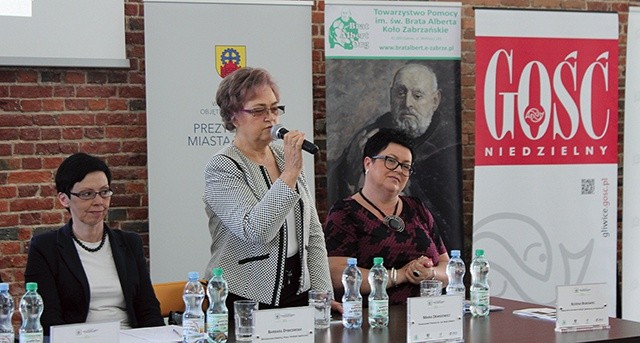 Spotkanie w Łaźni Łańcuszkowej w kopalni „Luiza” otwarła Maria Demidowicz, prezes zabrzańskiego koła TPBA w Zabrzu.