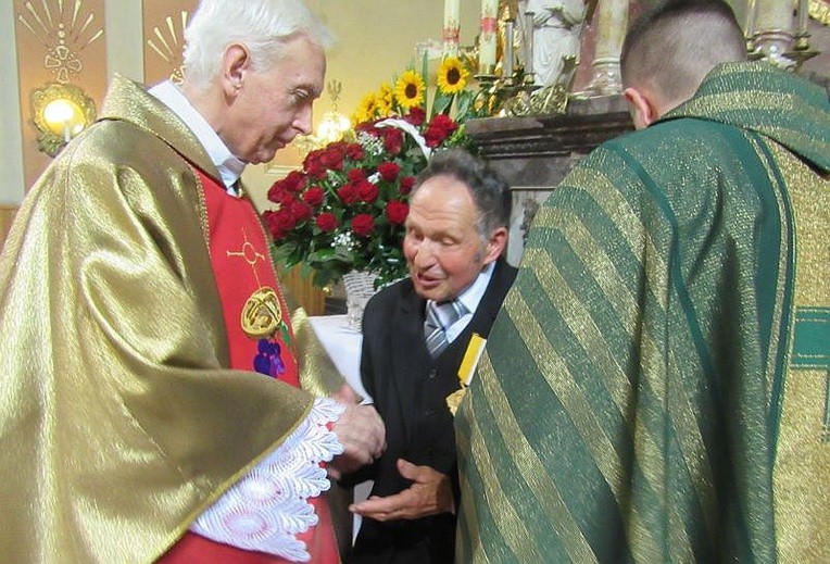 Bronisław Mydlarz - kościelny z papieskim orderem