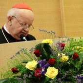 Doktorat h.c. UPJPII dla ks. prof. Michała Hellera