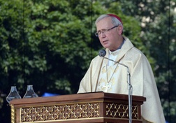 Homilię wygłosił bp Piotr Libera, ordynariusz płocki