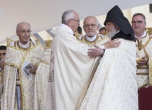 Papież Franciszek i katolikos Garegin II