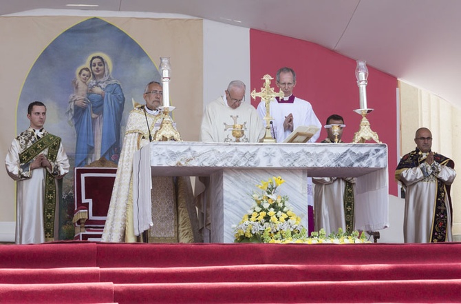 Msza dla ormiańskich katolików w Giumri