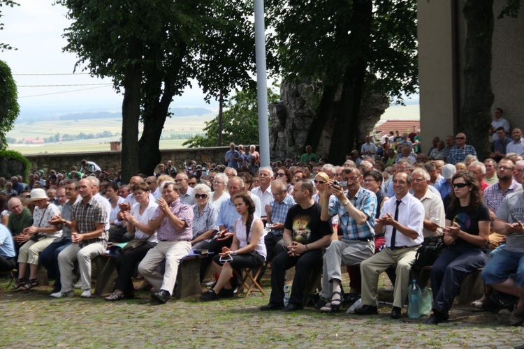 Prymas Polski na pielgrzymce mężczyzn i młodzieńców