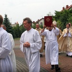 Abp Skworc błogosławi wizerunek Niepokalanej Jutrzenki Wolności w Katowicach