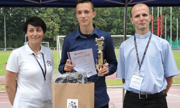 Kacper Foryś - najlepszy zawodnik turnieju z organizatorami