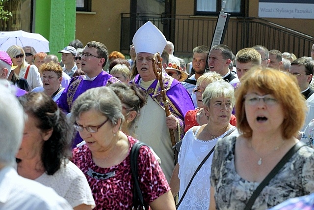 Intronizacja relikwii cudu eucharystycznego