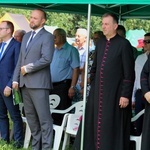 Odsłonięcie głazu bp. Wacława Leszczyńskiego