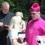 Odsłonięcie głazu bp. Wacława Leszczyńskiego