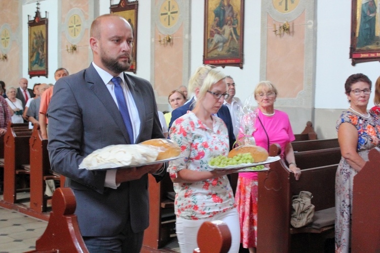 Odsłonięcie głazu bp. Wacława Leszczyńskiego