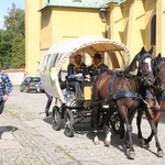 Bryczką do Matki Bożej