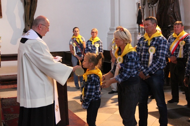 Bryczką do Matki Bożej