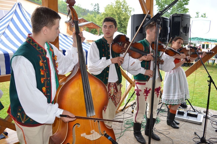 Piękny spiski folklor