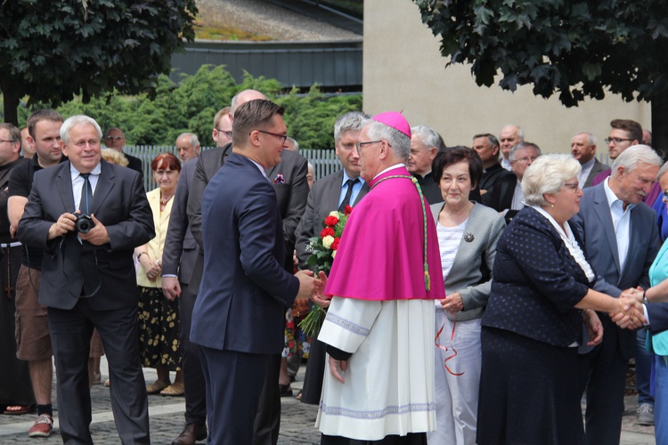 Odsłonięcie pomnika kard. A. Hlonda w Katowicach (cz. I)