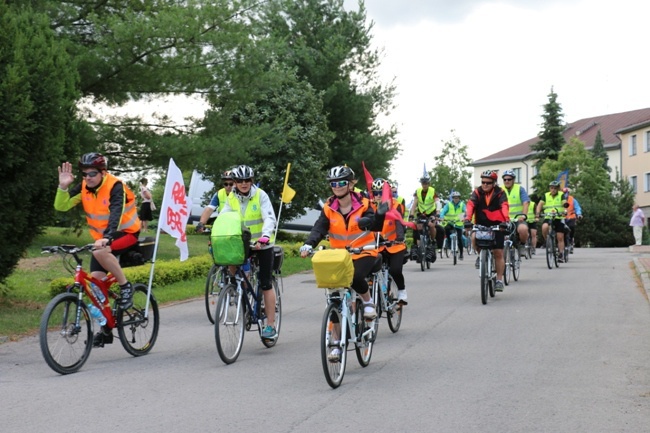 Pielgrzymka rowerowa AK na Jasną Górę