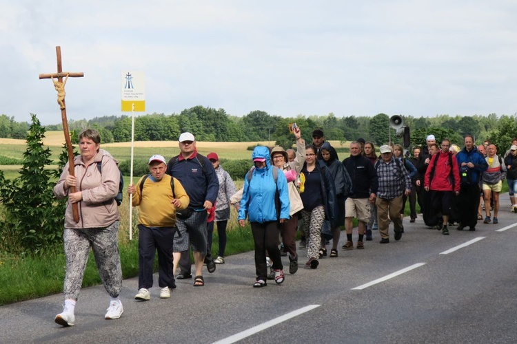 Drugi dzień pielgrzymowania już za nami