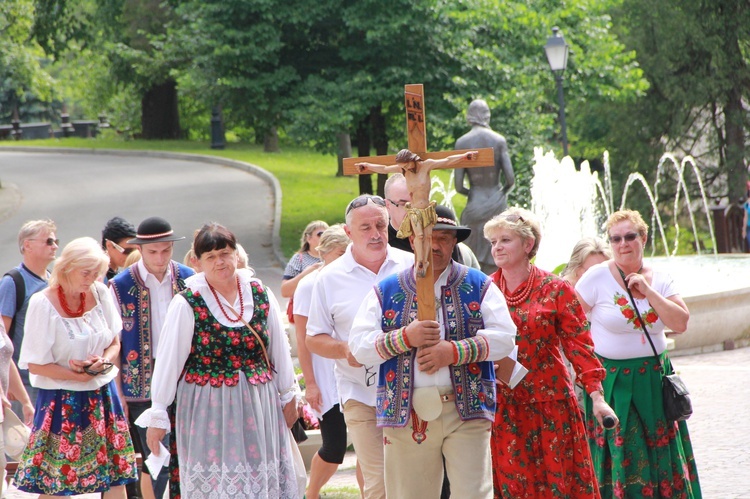 Droga krzyżowa na Bryjarkę