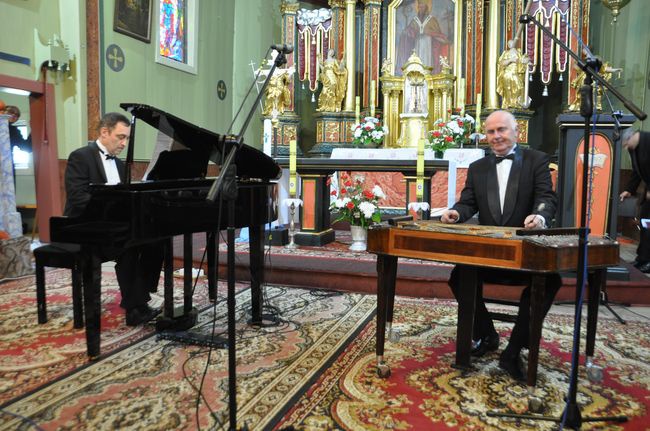 Koncert muzyki sakralnej w kościele w Gloinianach 