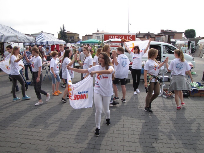 Flash mob przed ŚDM w Przasnyszu